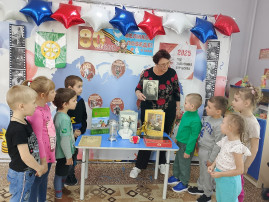 Я поведу тебя в музей… Я поведу тебя в музей….