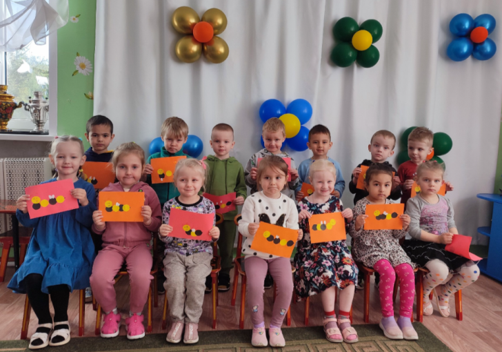 Всемирный день пчел. Всемирный день пчел.